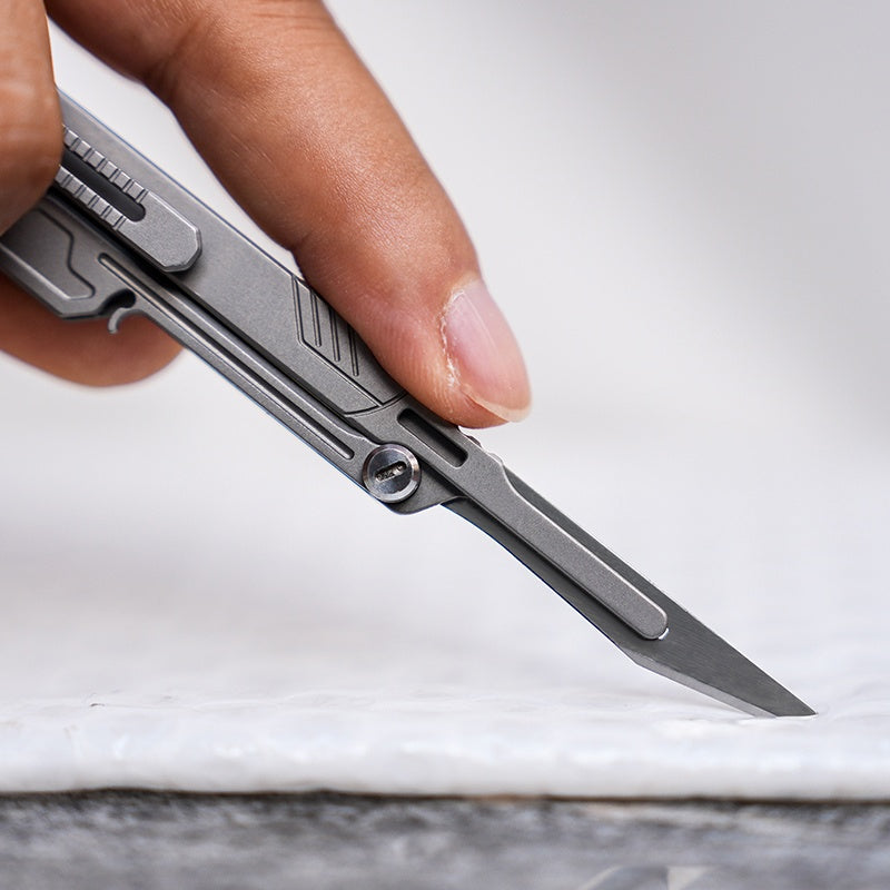 Swiftblade: the Titanium Hobby Knife with Blade Backup Slot